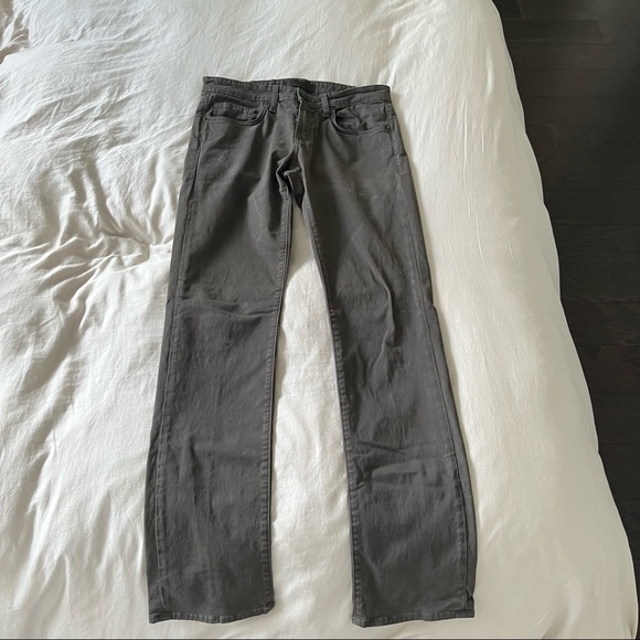 J Brand Kane Slim Jeans in a Size 30 - Picture 10 of 11